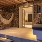 Maera Maximus Mykonos Town