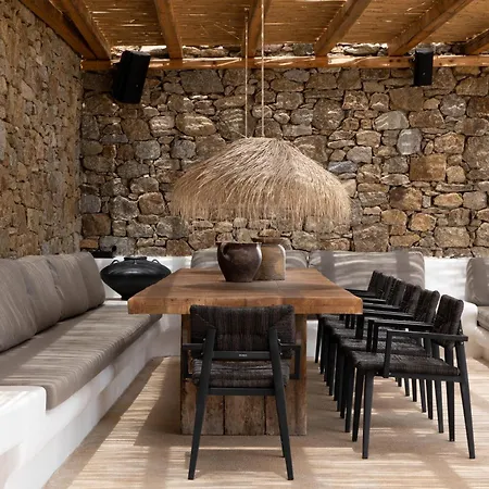 וילה Maera Maximus